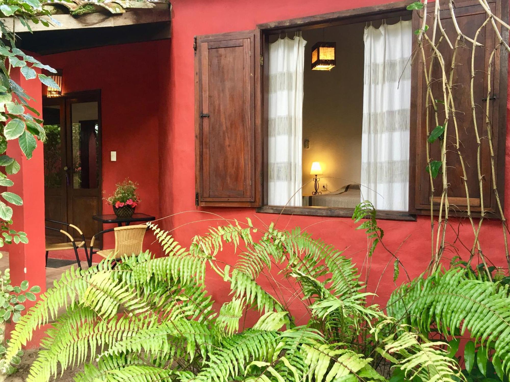 Salamandra Guest House Porto Seguro Exteriör bild